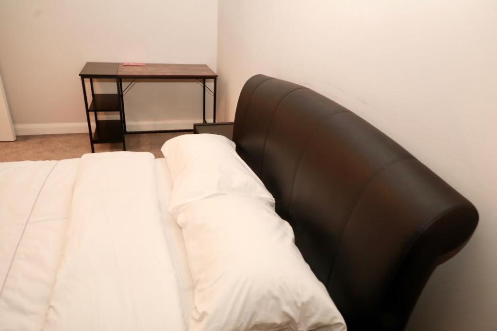 Lovely 2- Bedroom Apartment In ベルファスト エクステリア 写真