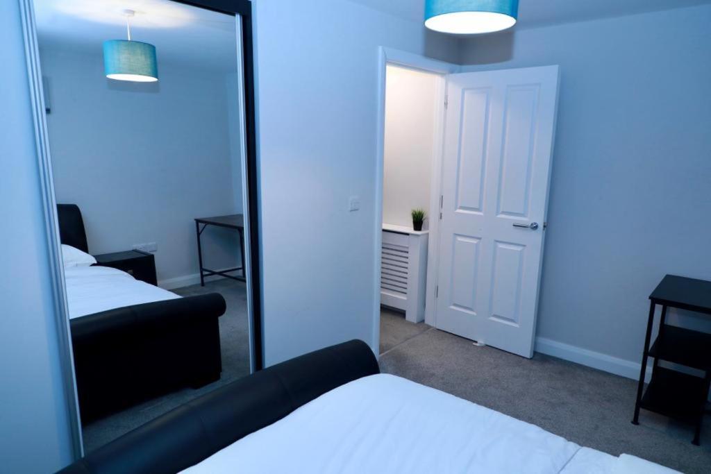 Lovely 2- Bedroom Apartment In ベルファスト エクステリア 写真