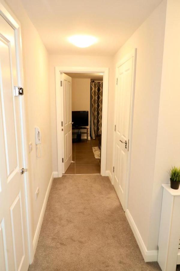 Lovely 2- Bedroom Apartment In ベルファスト エクステリア 写真