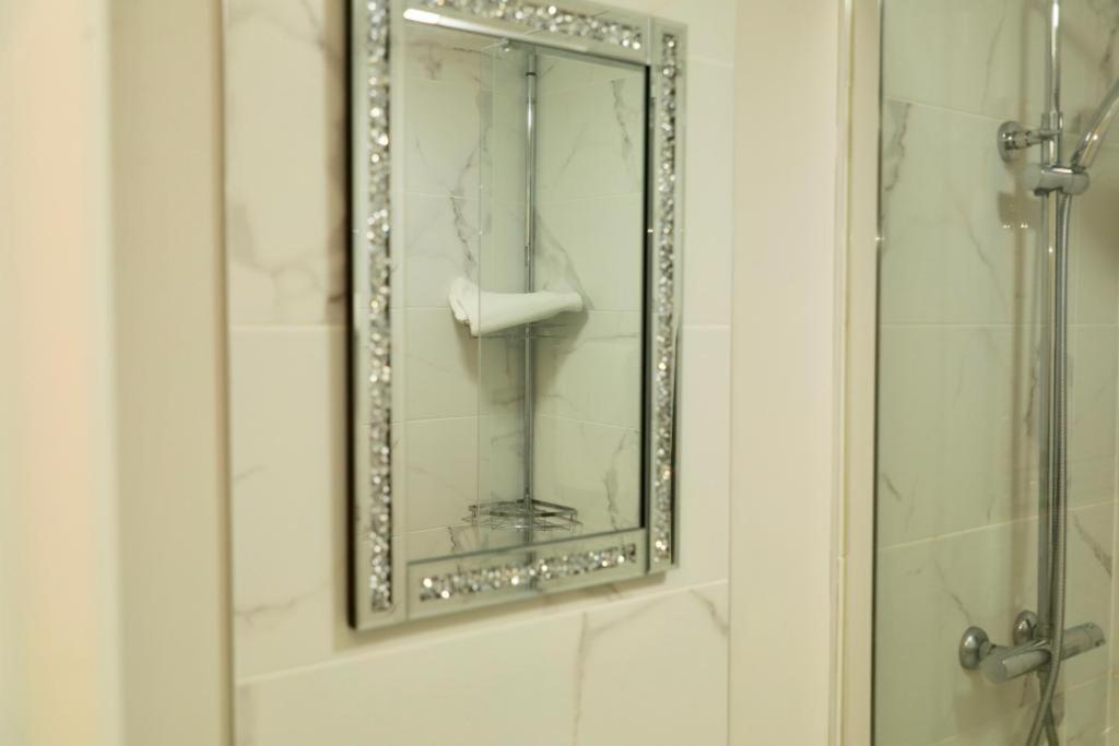 Lovely 2- Bedroom Apartment In ベルファスト エクステリア 写真
